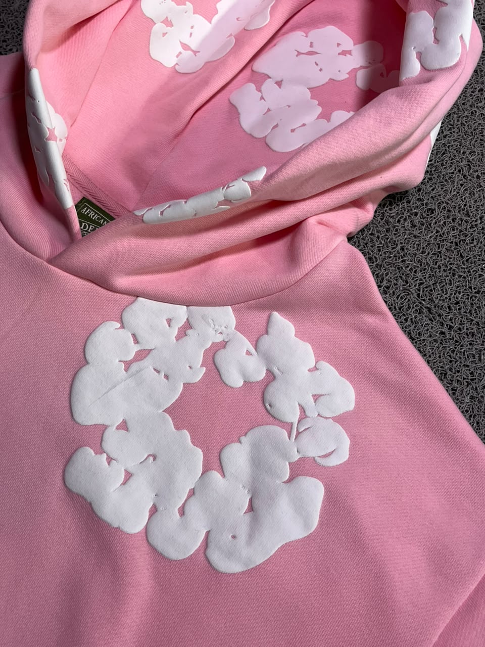 MOLETOM DENIM TEARS ROSA