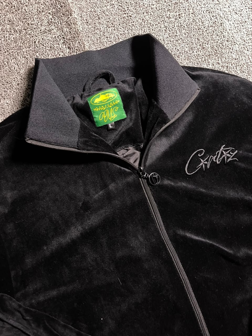 JAQUETA CORTEZ VELUDO ALL BLACK