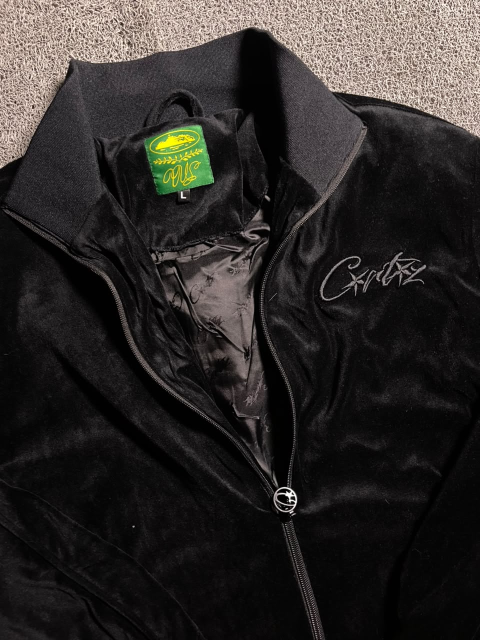 JAQUETA CORTEZ VELUDO ALL BLACK