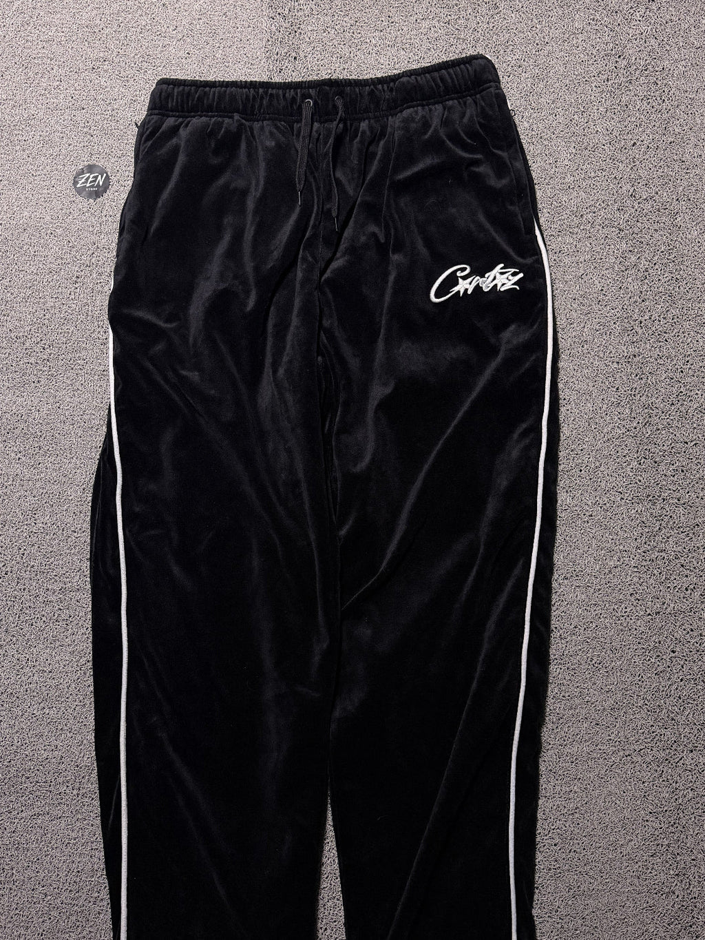 CONJUNTO CORTEZ VELUDO - ZENSTOREZENSTOREZENSTOREGGCONJUNTO CORTEZ VELUDO