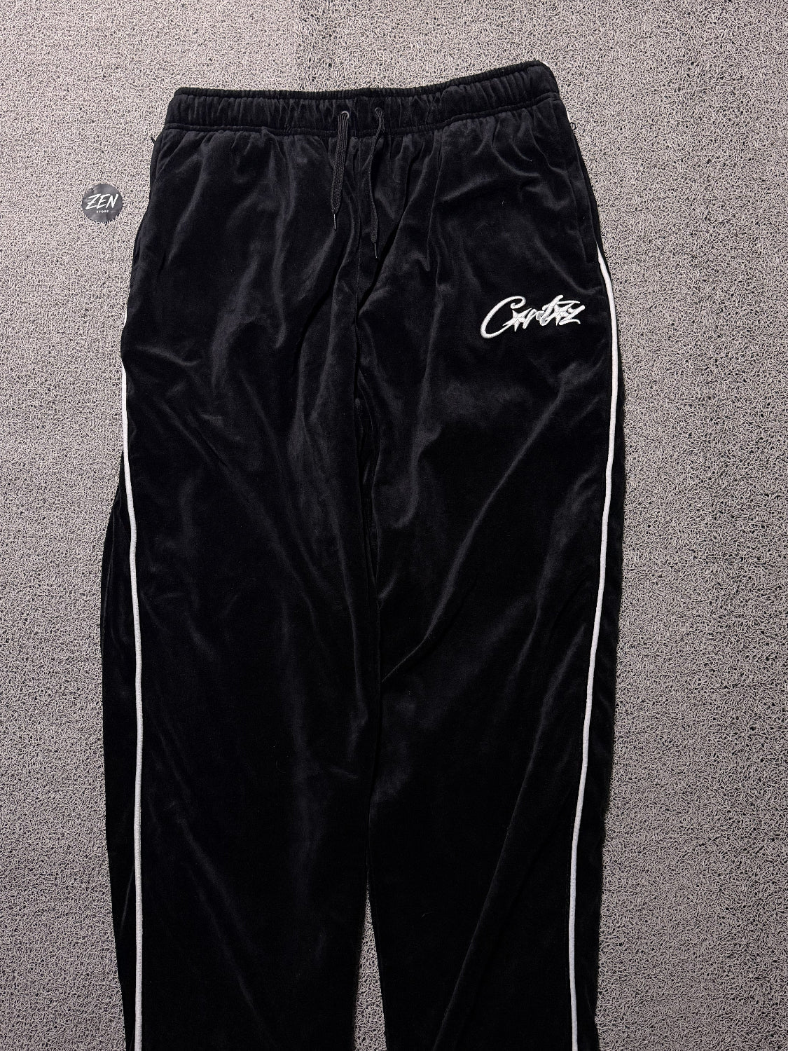 CONJUNTO CORTEZ VELUDO - ZENSTOREZENSTOREZENSTOREGGCONJUNTO CORTEZ VELUDO