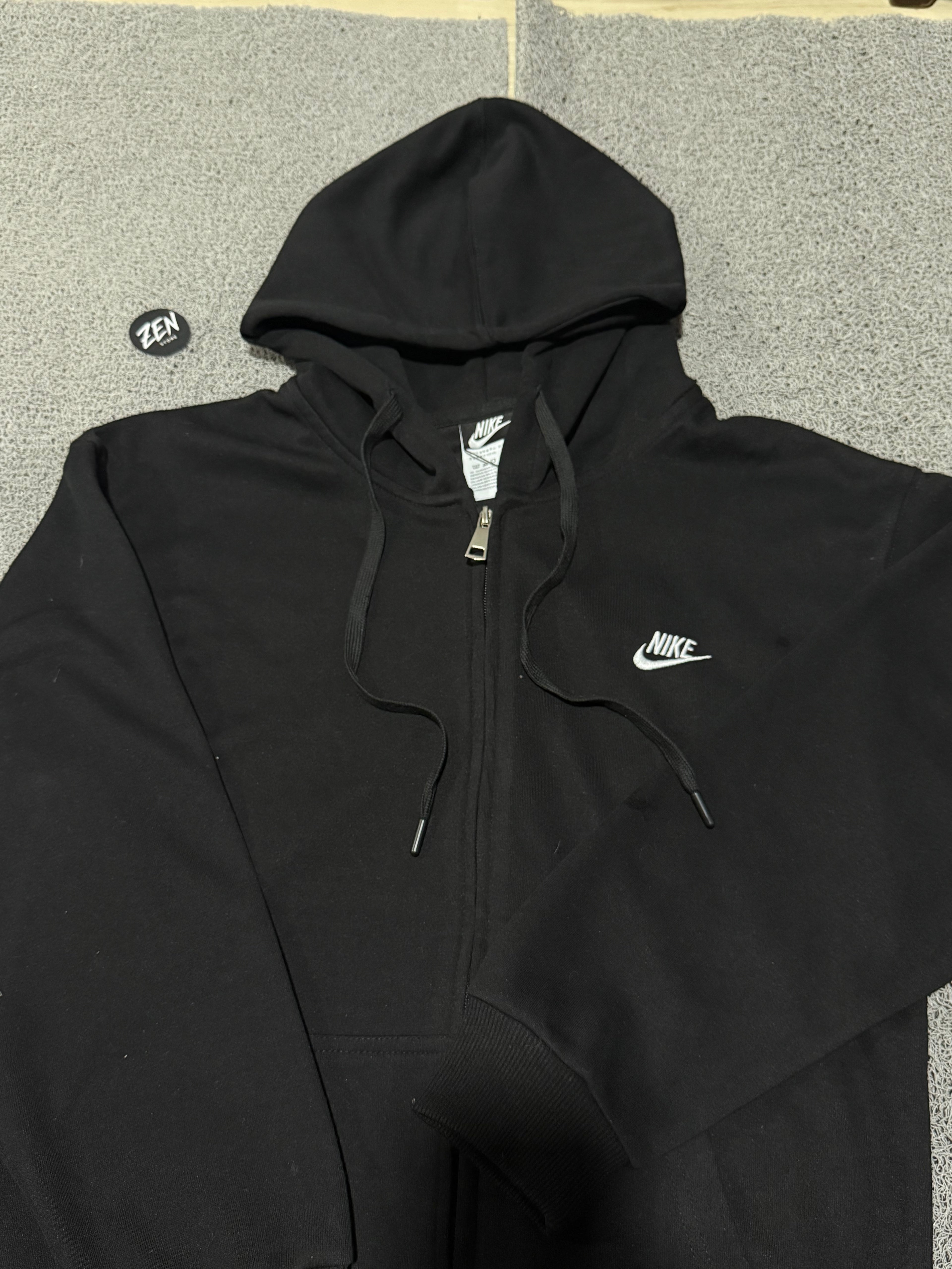 JAQUETA NIKE CLUB PRETA