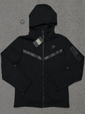 TECH FLEECE NIKE PRETA - ZENSTOREZENSTOREZENSTOREPRETOGTECH FLEECE NIKE PRETA