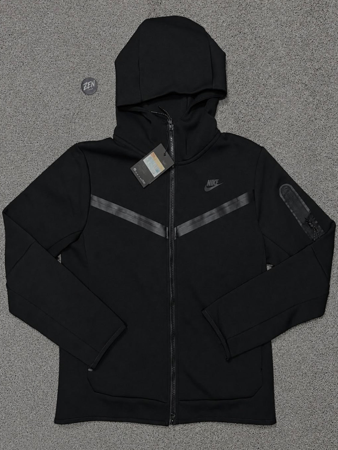 TECH FLEECE NIKE PRETA - ZENSTOREZENSTOREZENSTOREPRETOGTECH FLEECE NIKE PRETA