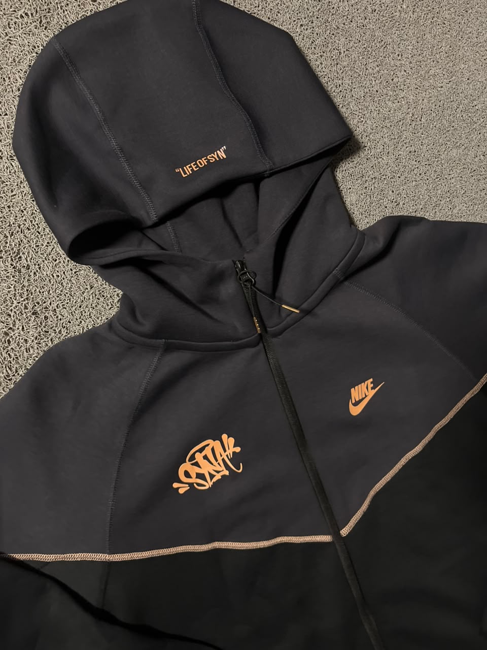 TECH FLEECE NIKE X SYNA WORLD - ZENSTOREZENSTOREZENSTOREPRETOGTECH FLEECE NIKE X SYNA WORLD