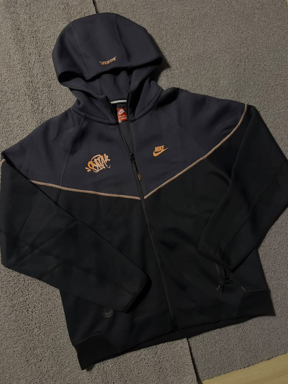 TECH FLEECE NIKE X SYNA WORLD - ZENSTOREZENSTOREZENSTOREPRETOGTECH FLEECE NIKE X SYNA WORLD
